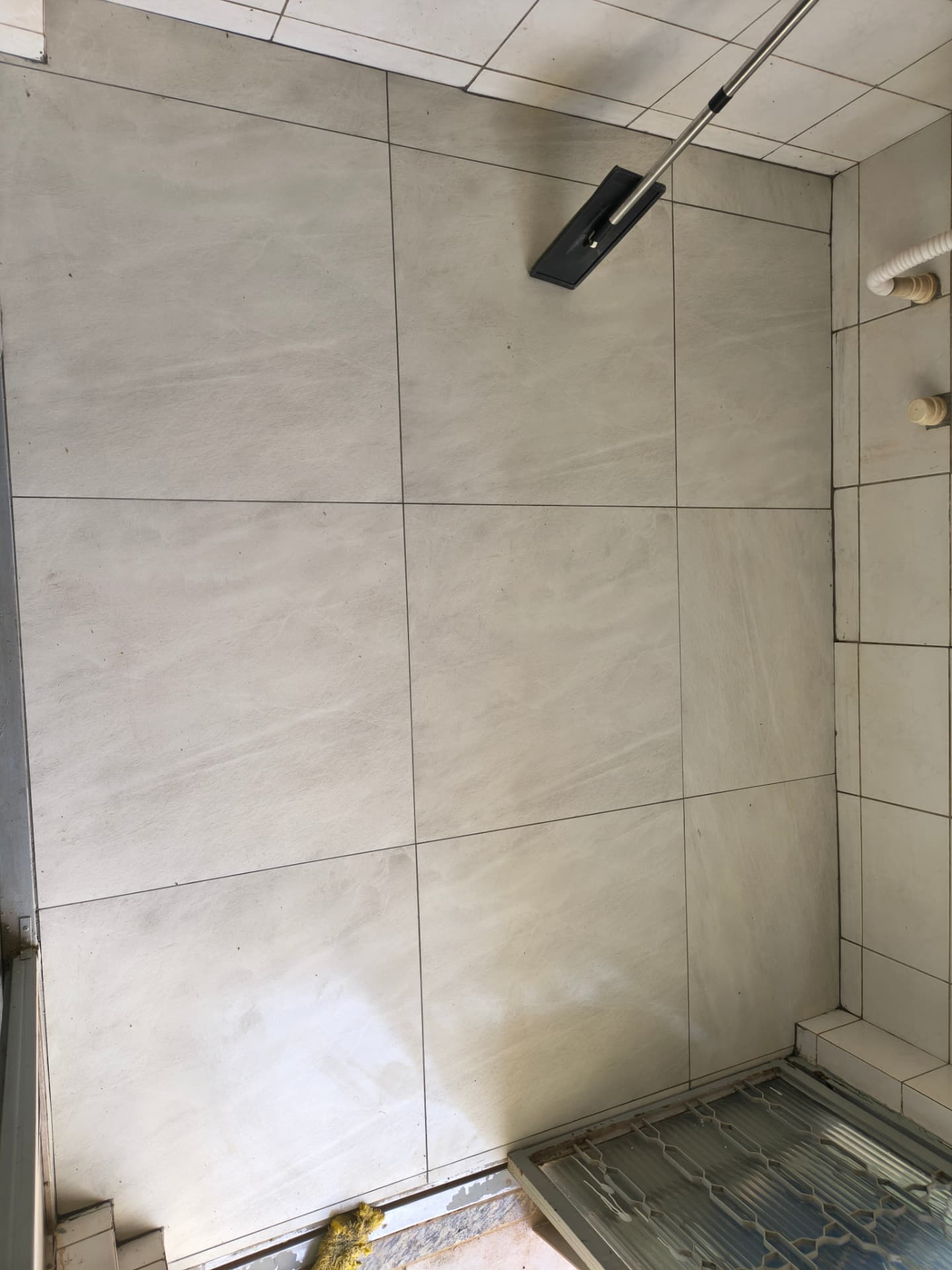 Depois — Troca de revestimento — piso realizada pela Vistoriar